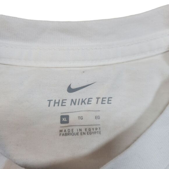 NEW NIKE  long sleeve graphic tee XL - Picture 3 of 7
